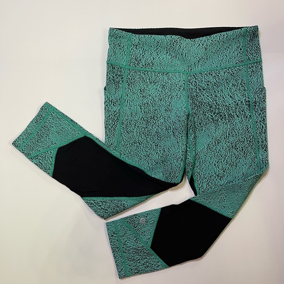 Lululemon Pace Rival Crop Power Luxtreme Spray Jacquard Bali Breeze Black Size 8 - Picture 5 of 16